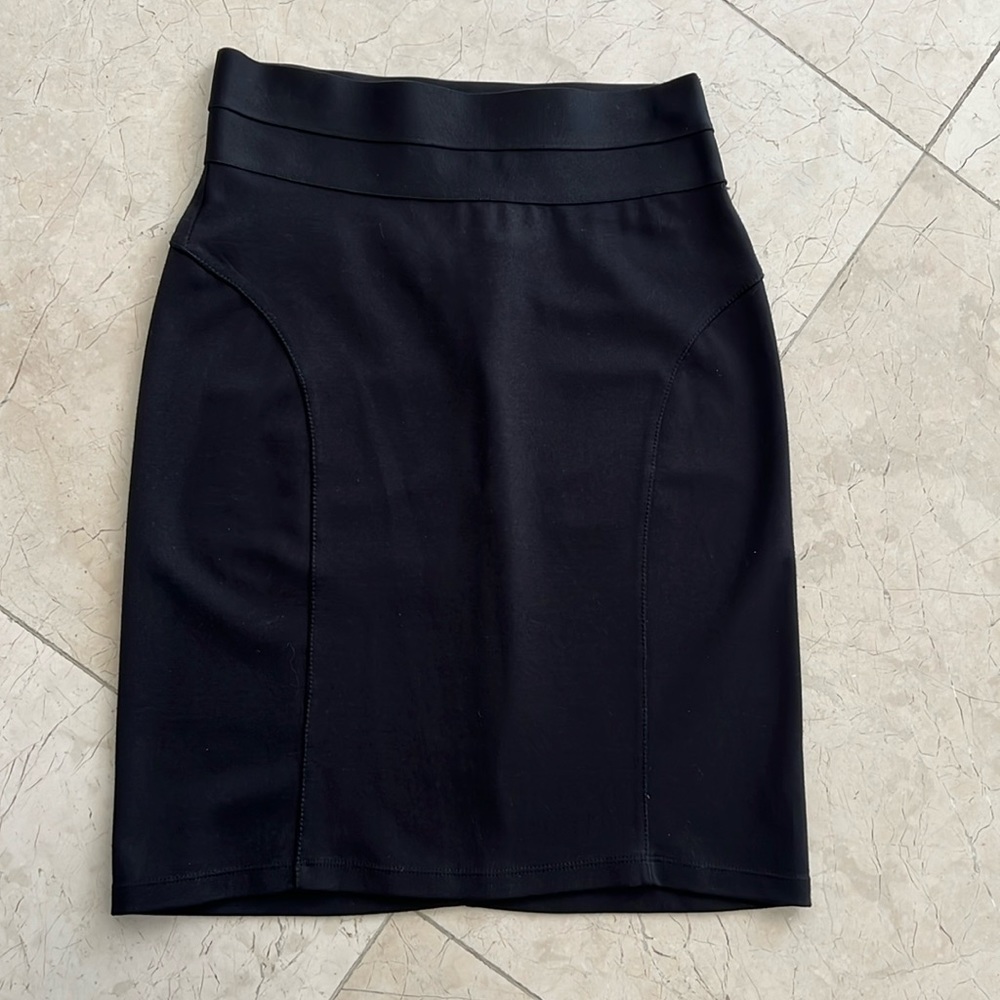 Black stretchy midi skirt